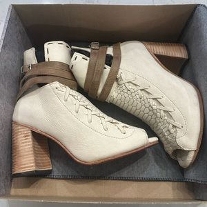 Freebird by Steven Eagle Beige